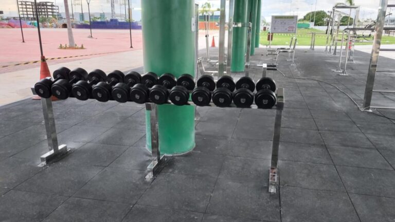 aparelhos de ginástica para praças públicas onde comprar